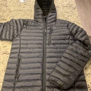 Marmot down jacket !! Size S Men’s.